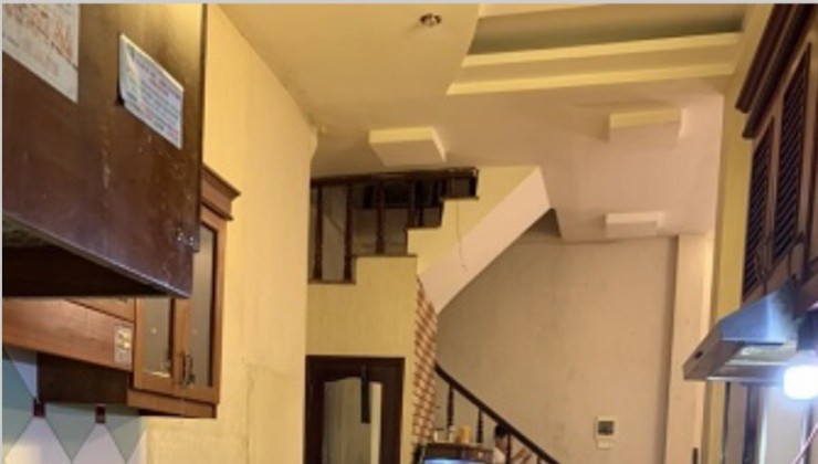 CHO THUÊ NHÀ NGÕ GỐC ĐỀ, HAI BÀ TRƯNG, 4 TẦNG, 40M2, 5 NGỦ, 14.5 TRIỆU